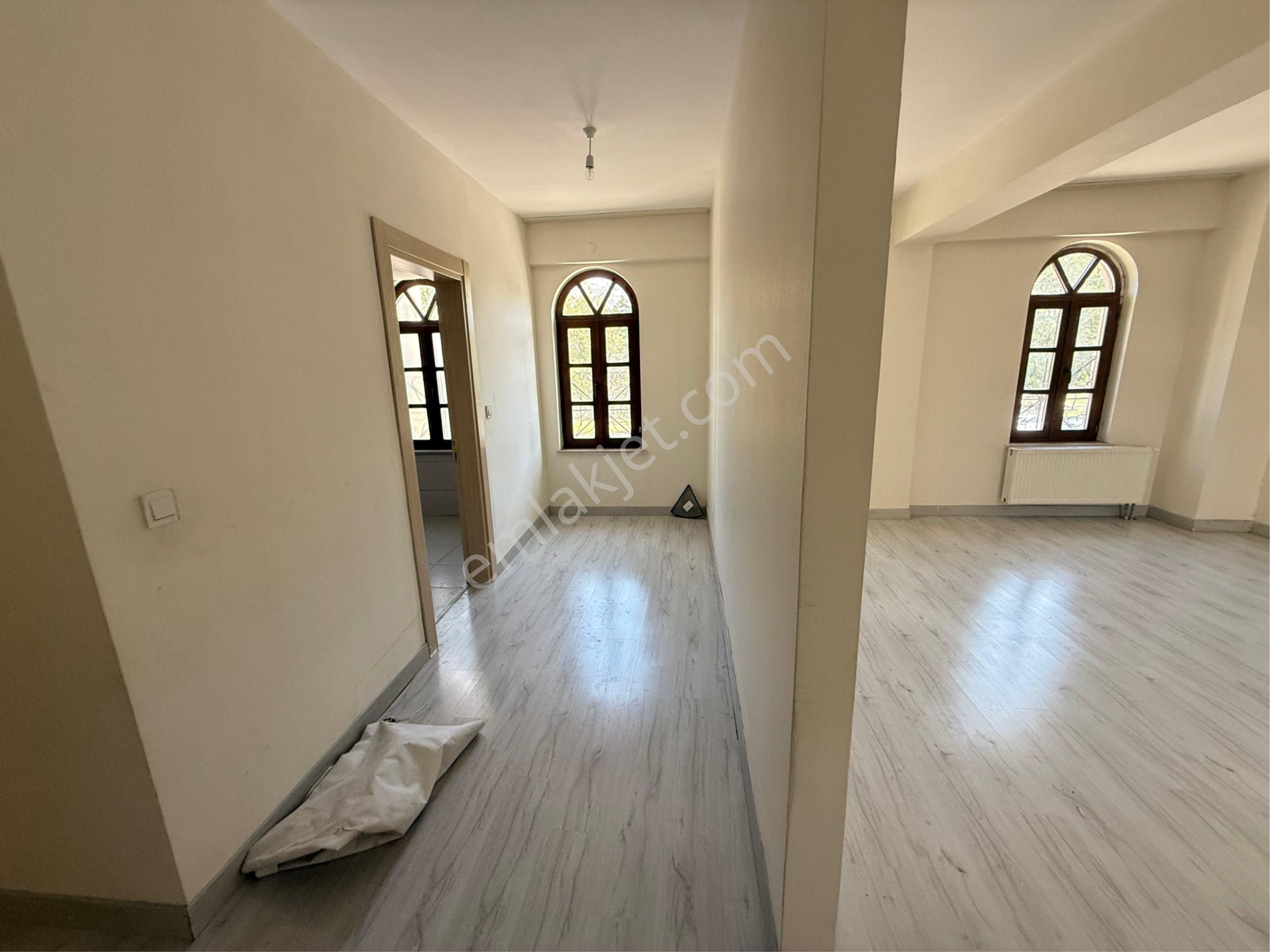 Everest 21 Gayrimenkulden Sur’da Ana Cadde Üzerinde Satılık Dublex Villa - Görsel 18