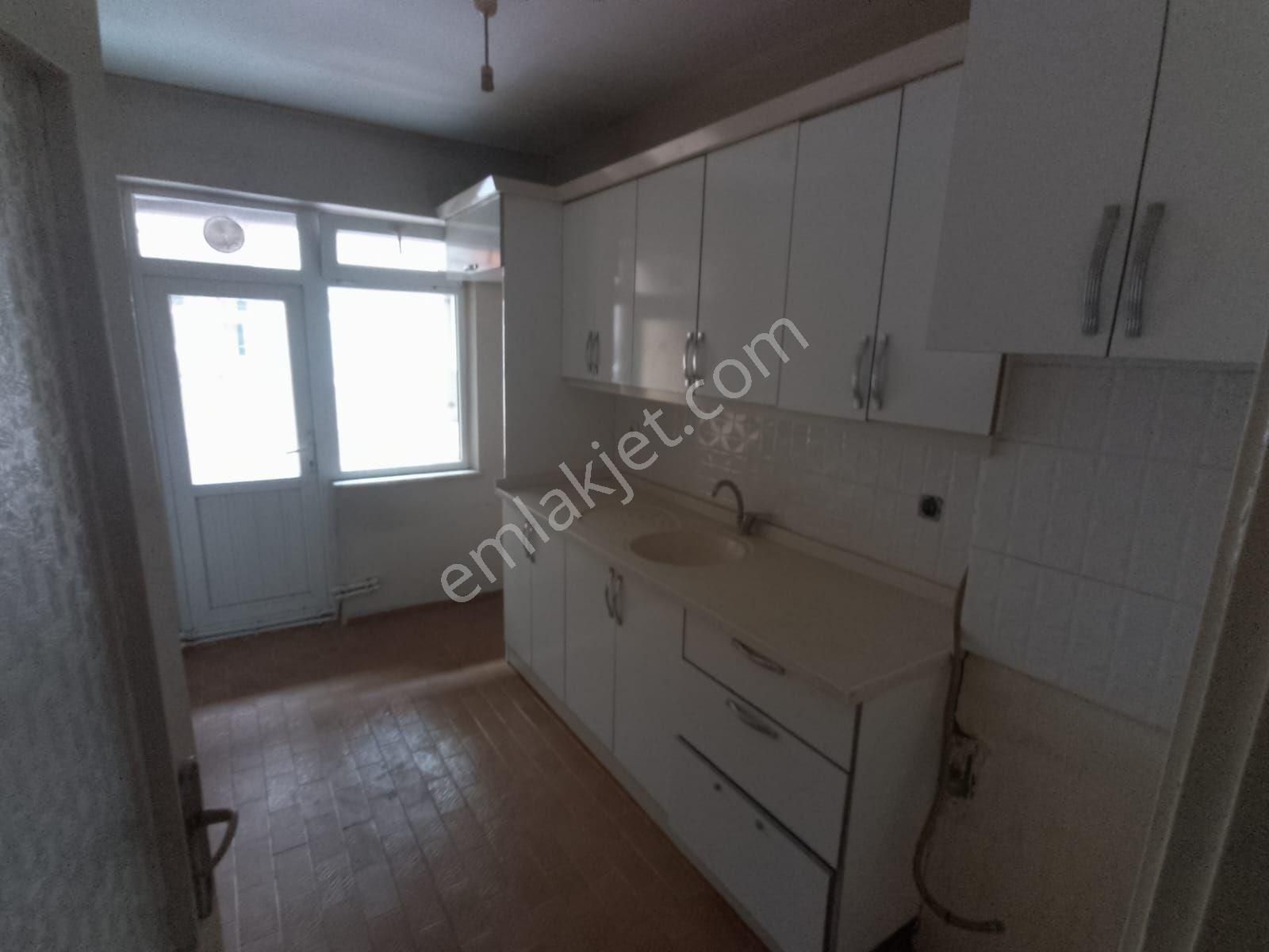 Rekoor Emlaktan Yeni Adliye Karşısı 2+1 Kiralık Daire