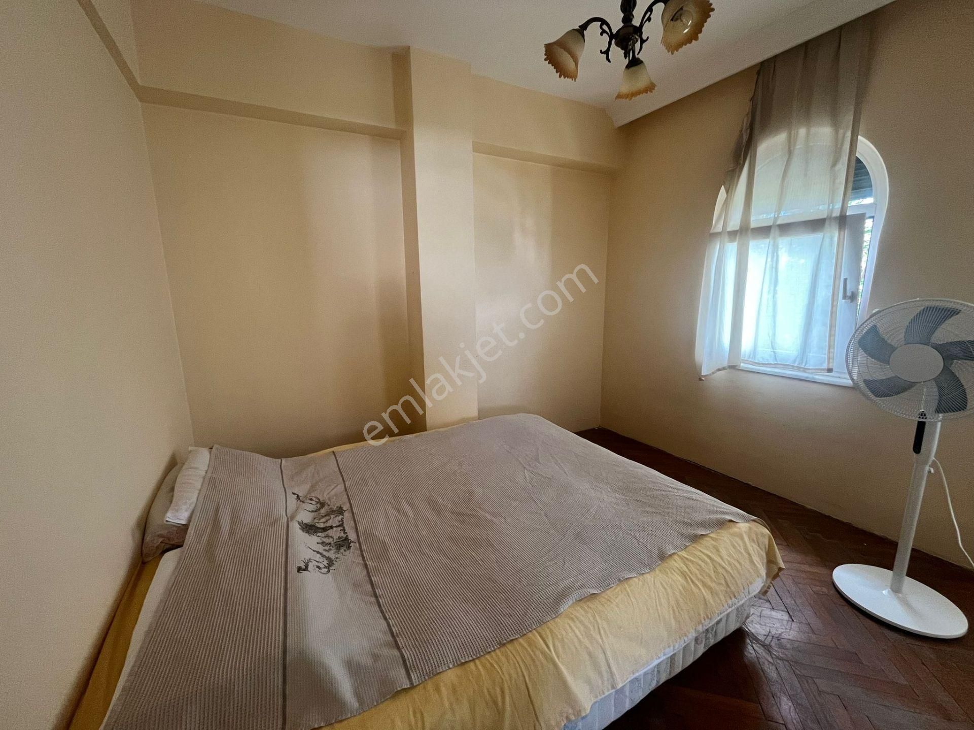 Remax 'den Yeniçiflik'te Denize Sıfır 1370m² Arsa İçinde Villa - Görsel 22