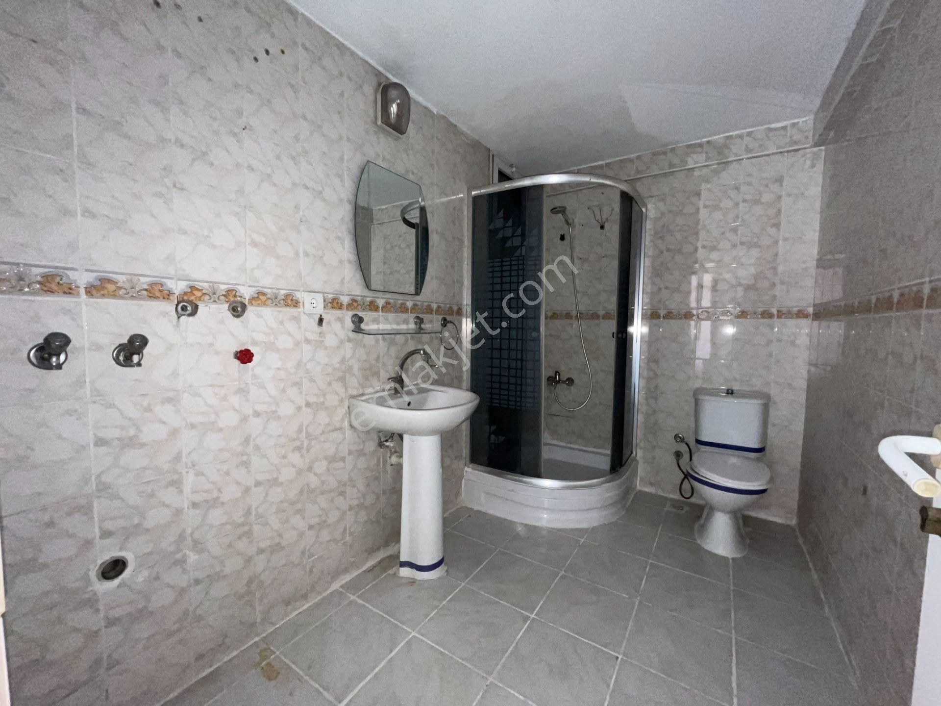 Gümüşpala Ana Cadde Üzeri, Yeni Boyalı, Ara Kat 3+1 Kiralık Daire - Görsel 18