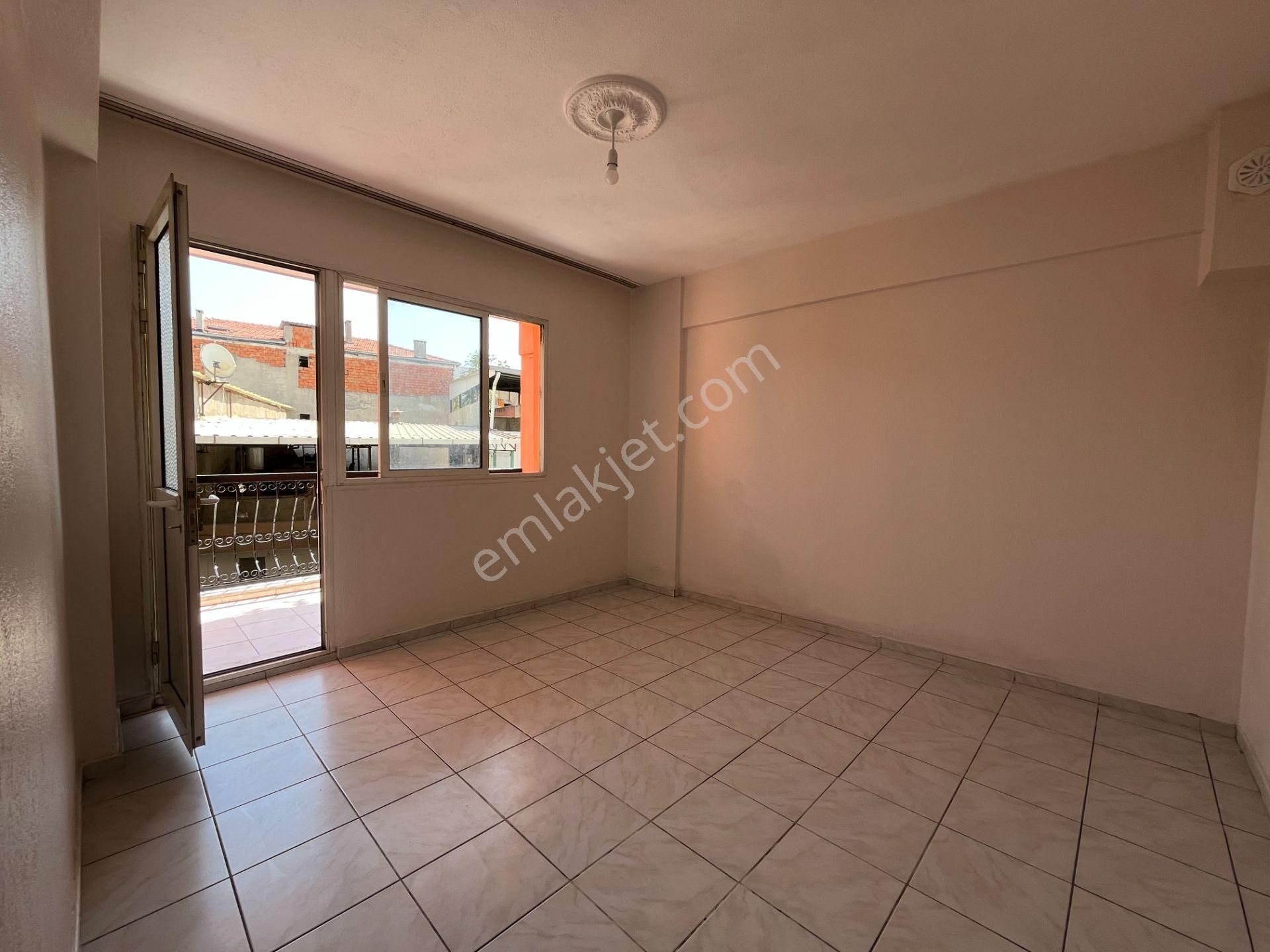 Gümüşpala Ana Cadde Üzeri, Yeni Boyalı, Ara Kat 3+1 Kiralık Daire - Görsel 9