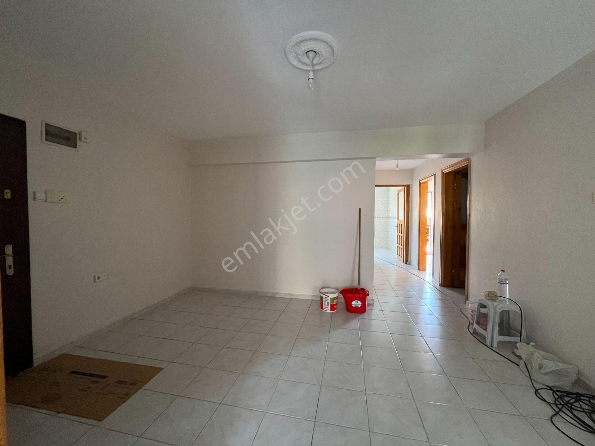Gümüşpala Ana Cadde Üzeri, Yeni Boyalı, Ara Kat 3+1 Kiralık Daire - Görsel 16
