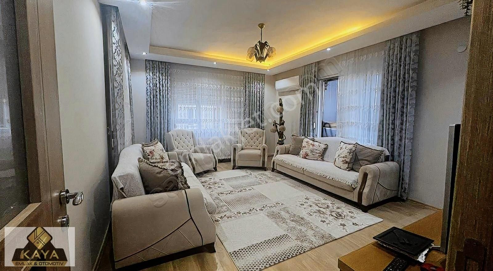Kaymakamlık Ve Caddeye Çok Yakın Konumda Katta Geniş 2+1