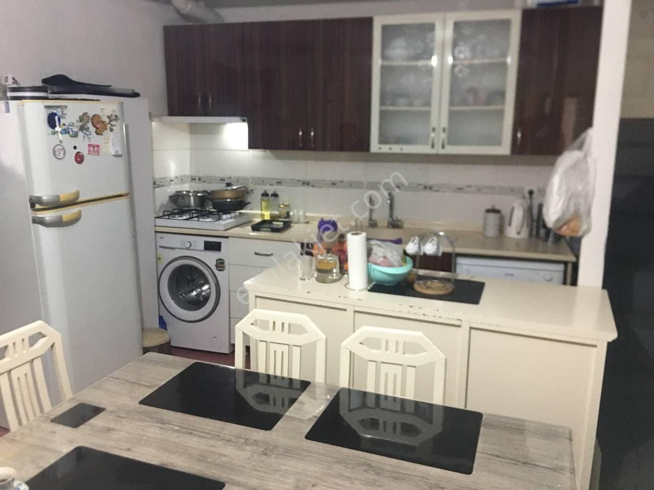 Urla Merkez'de 320 M2 Arsa İçinde İki Adet Müstakil Ev - Görsel 3