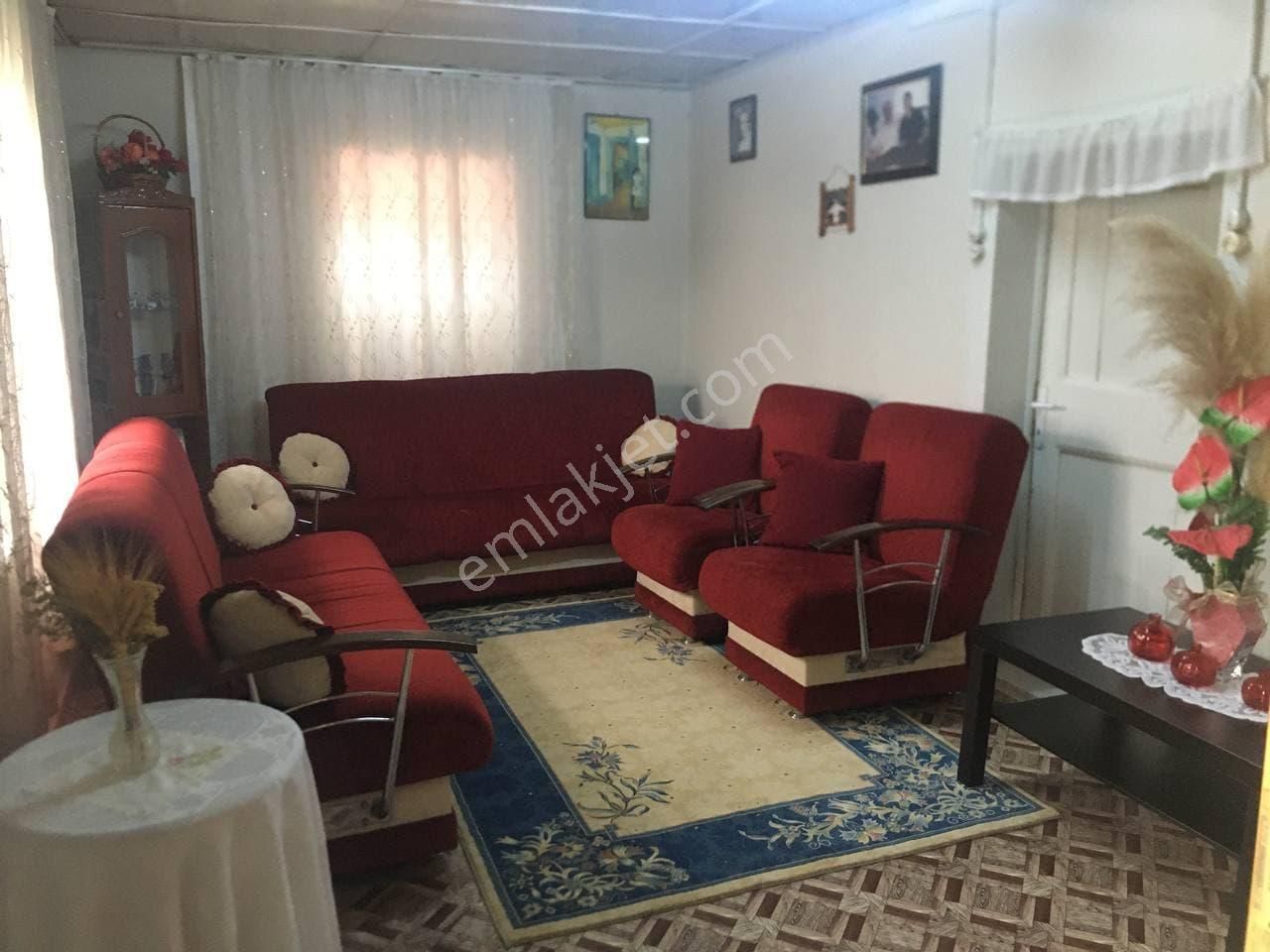 Urla Merkez'de 320 M2 Arsa İçinde İki Adet Müstakil Ev - Görsel 2