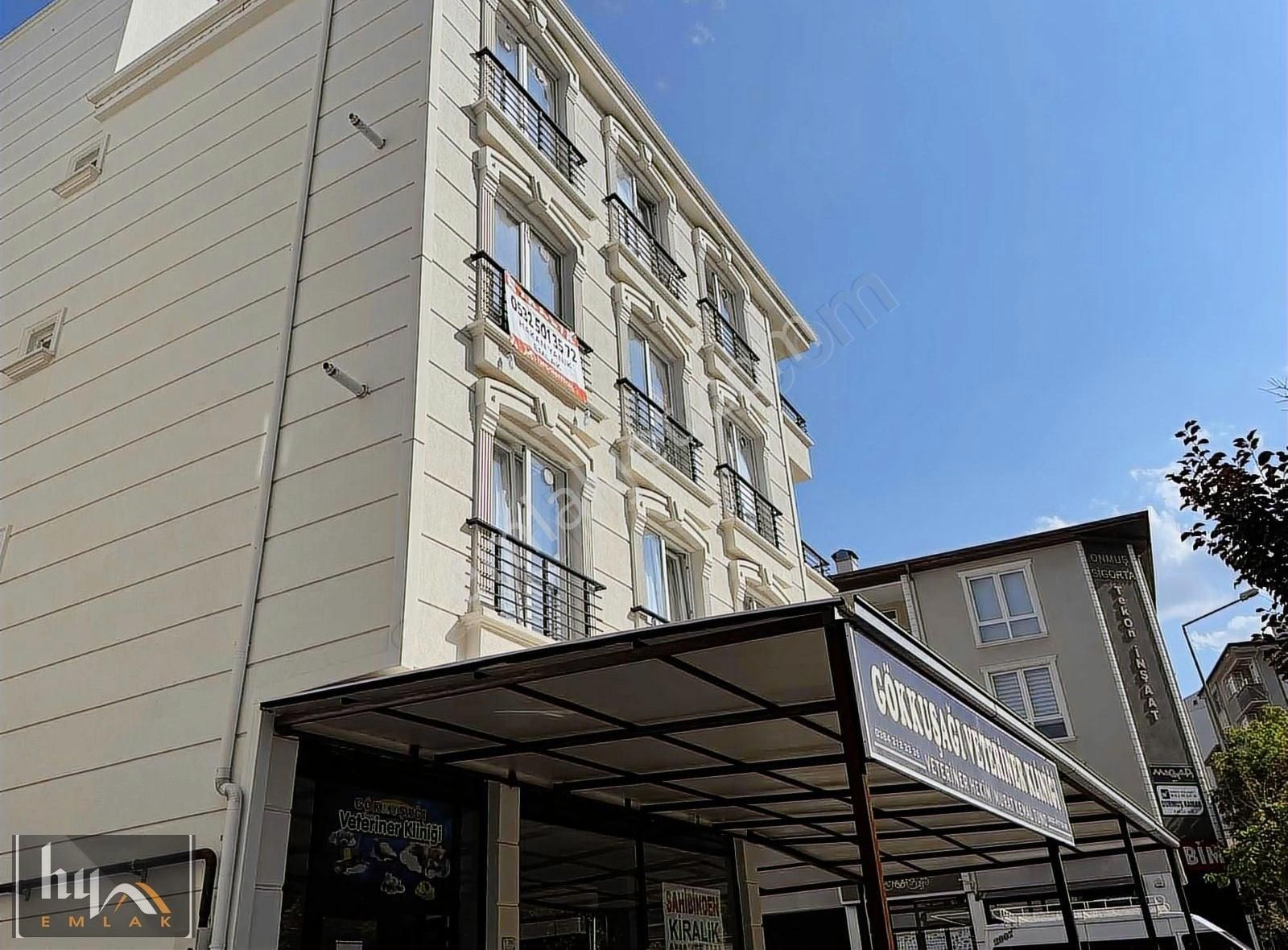 Hakan Yanık Emlaktan Çarşı Merkezde 1+1 Kiralık Daire