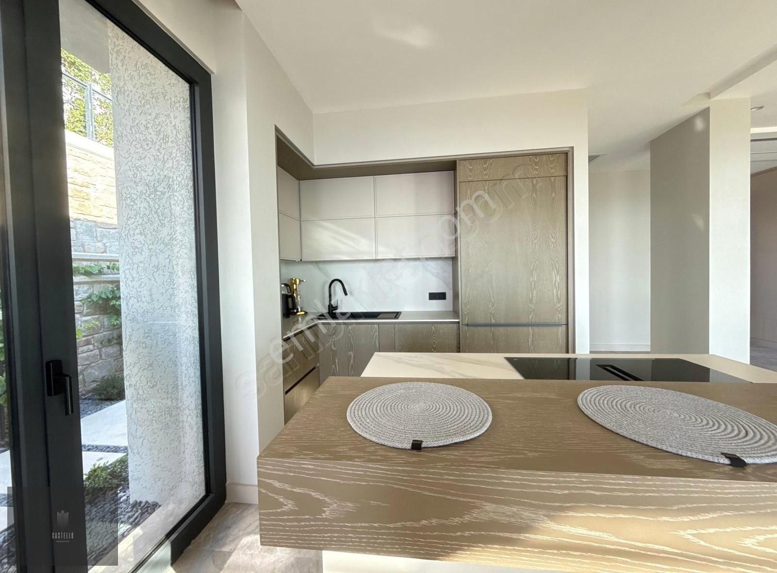 Kesintisiz Deniz Manzaralı Çok Özel Satılık Villa - Görsel 14