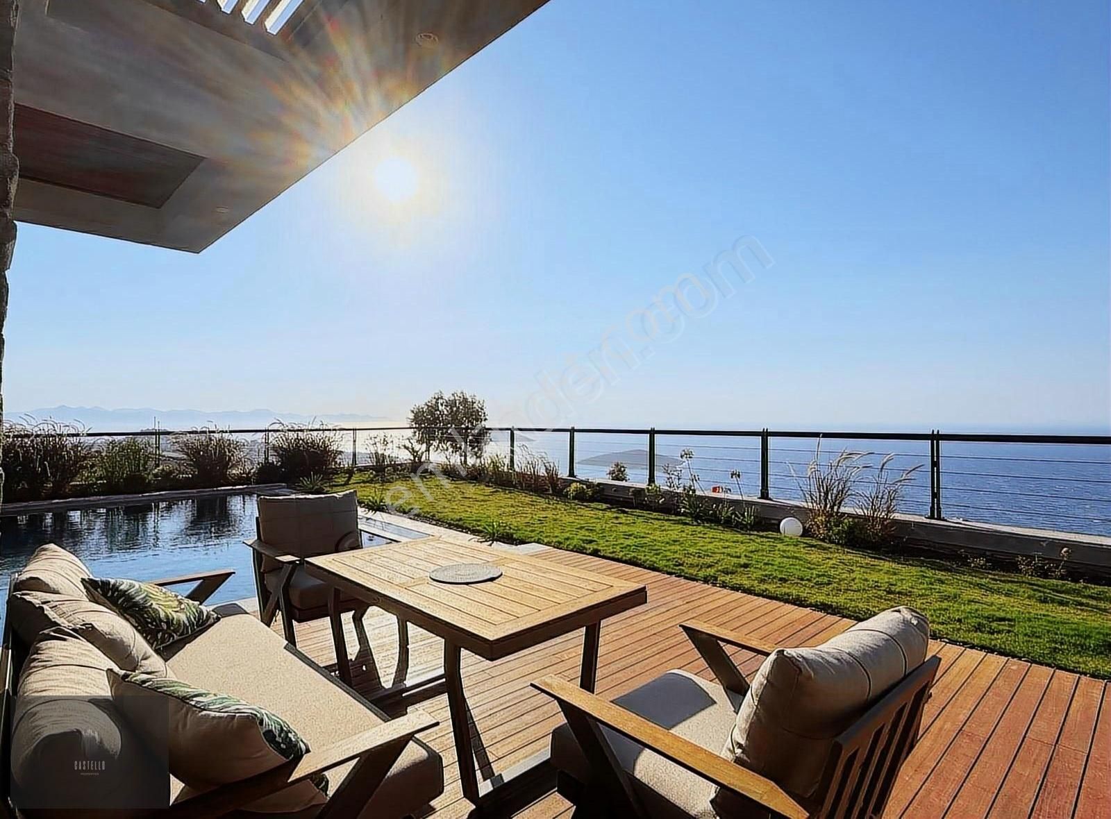 Kesintisiz Deniz Manzaralı Çok Özel Satılık Villa - Görsel 11