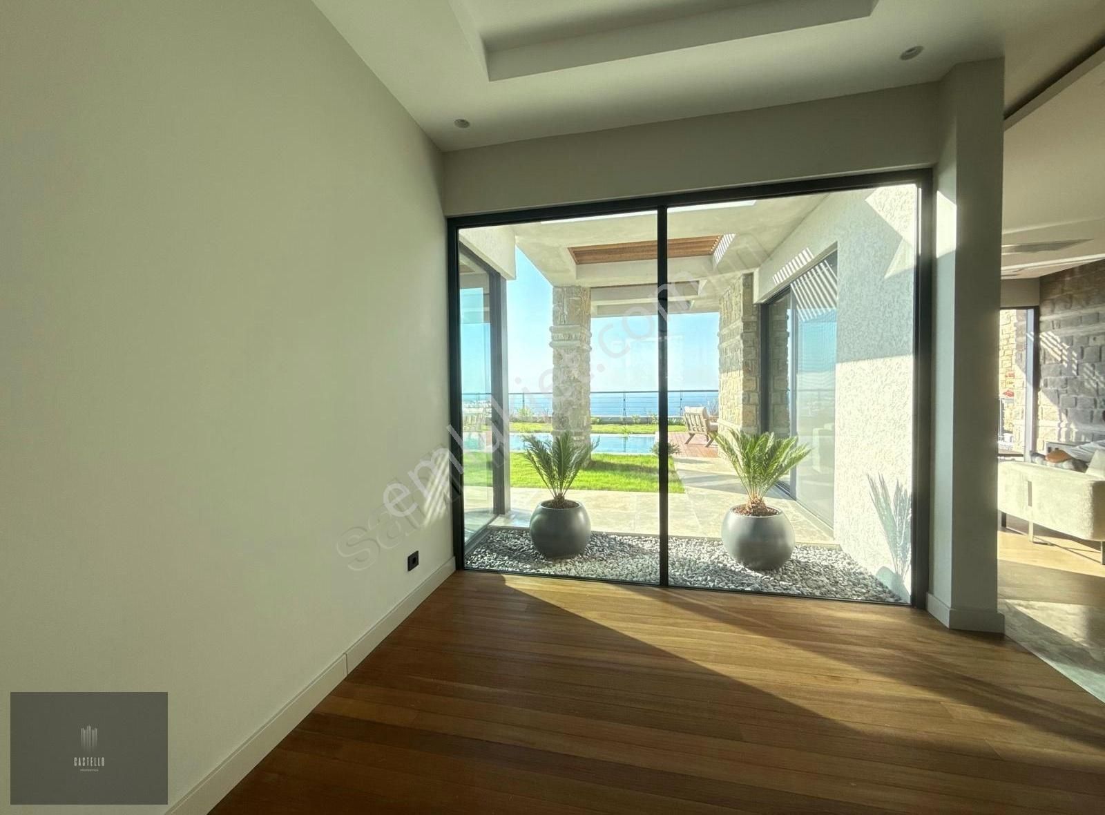 Kesintisiz Deniz Manzaralı Çok Özel Satılık Villa - Görsel 3