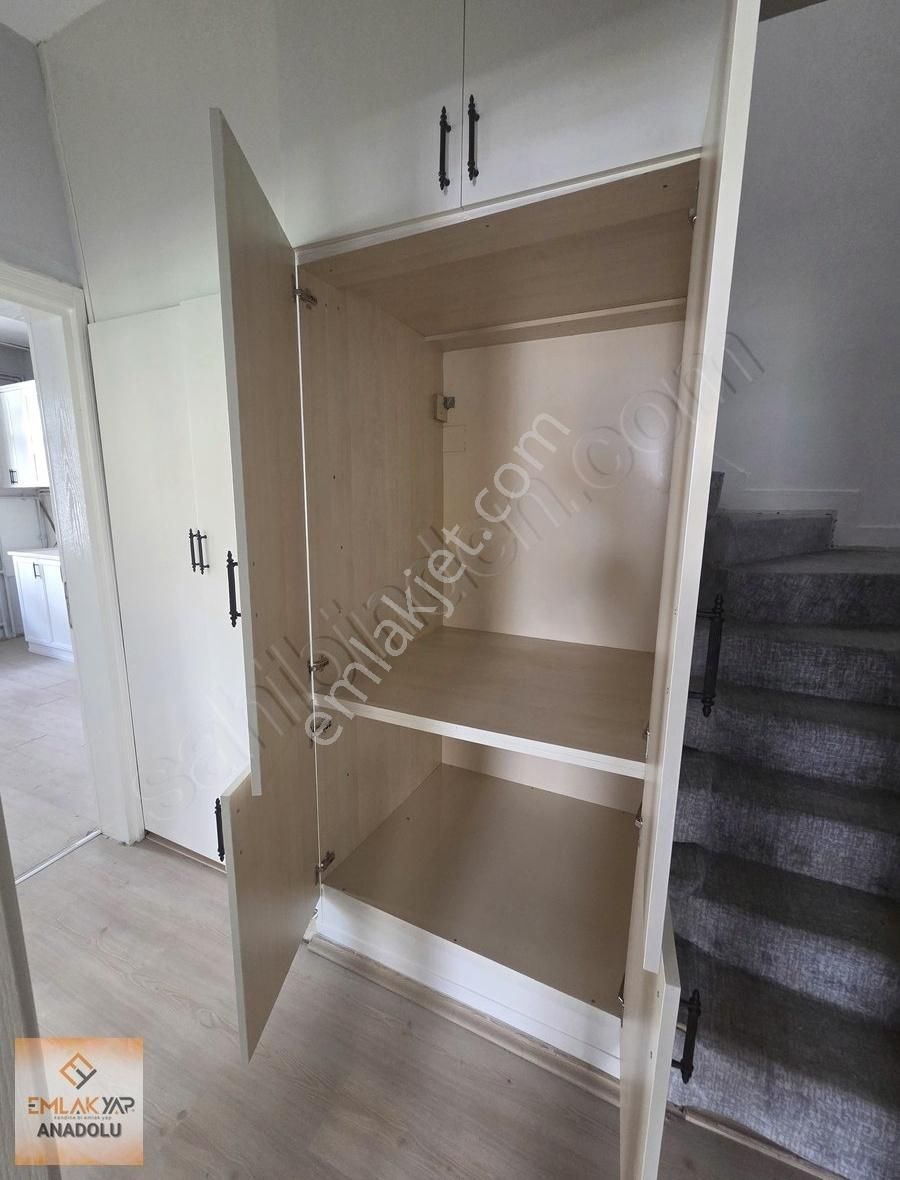 Emlakyaptan Dumlupınar Mah. 5+1 Satılık Müstakil Bahçeli Ev