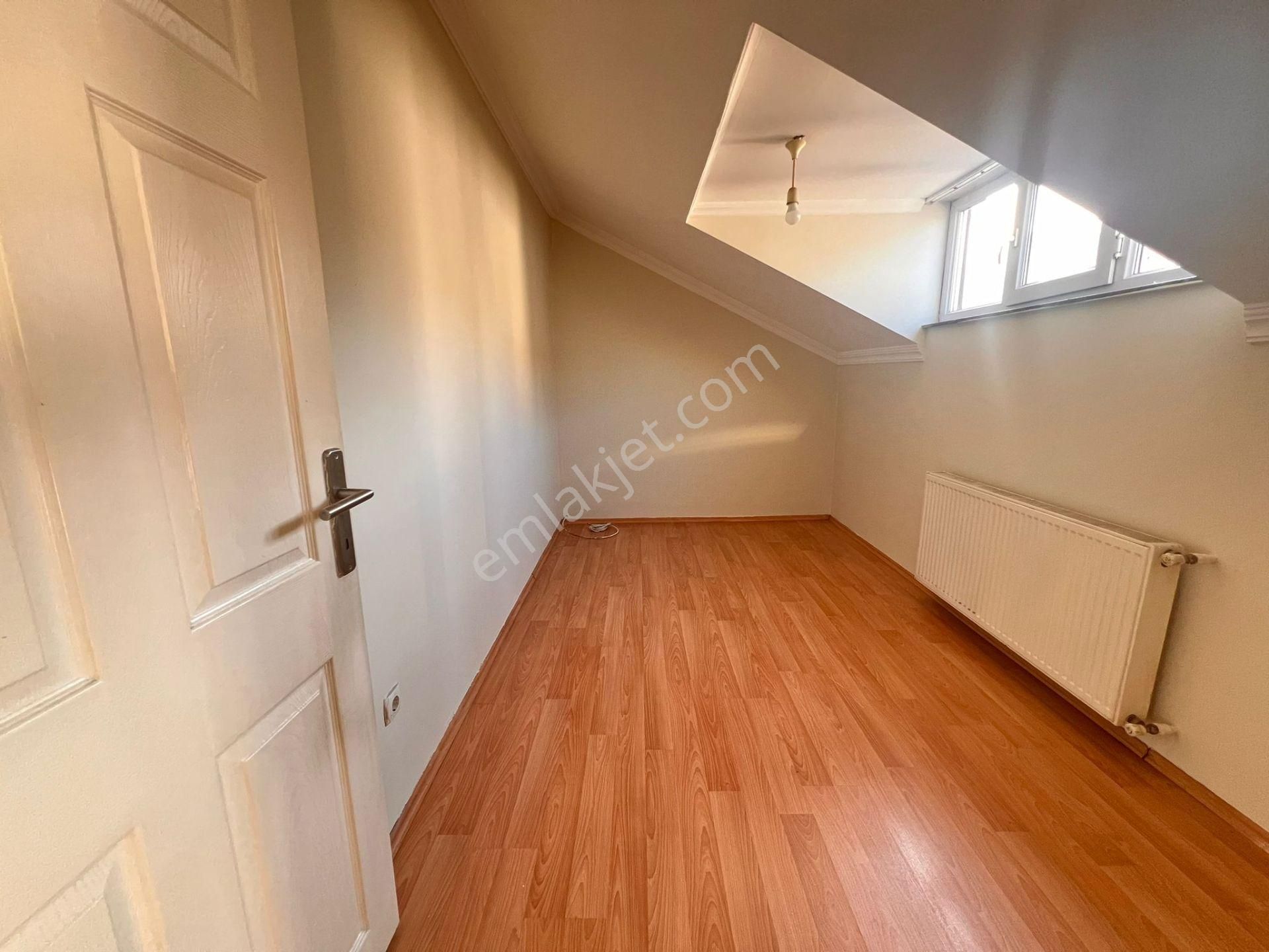 Çeliktepede,otobüs Durağına 2 Dk. 2+1 Kiralık Daire,artum'dan - Görsel 11