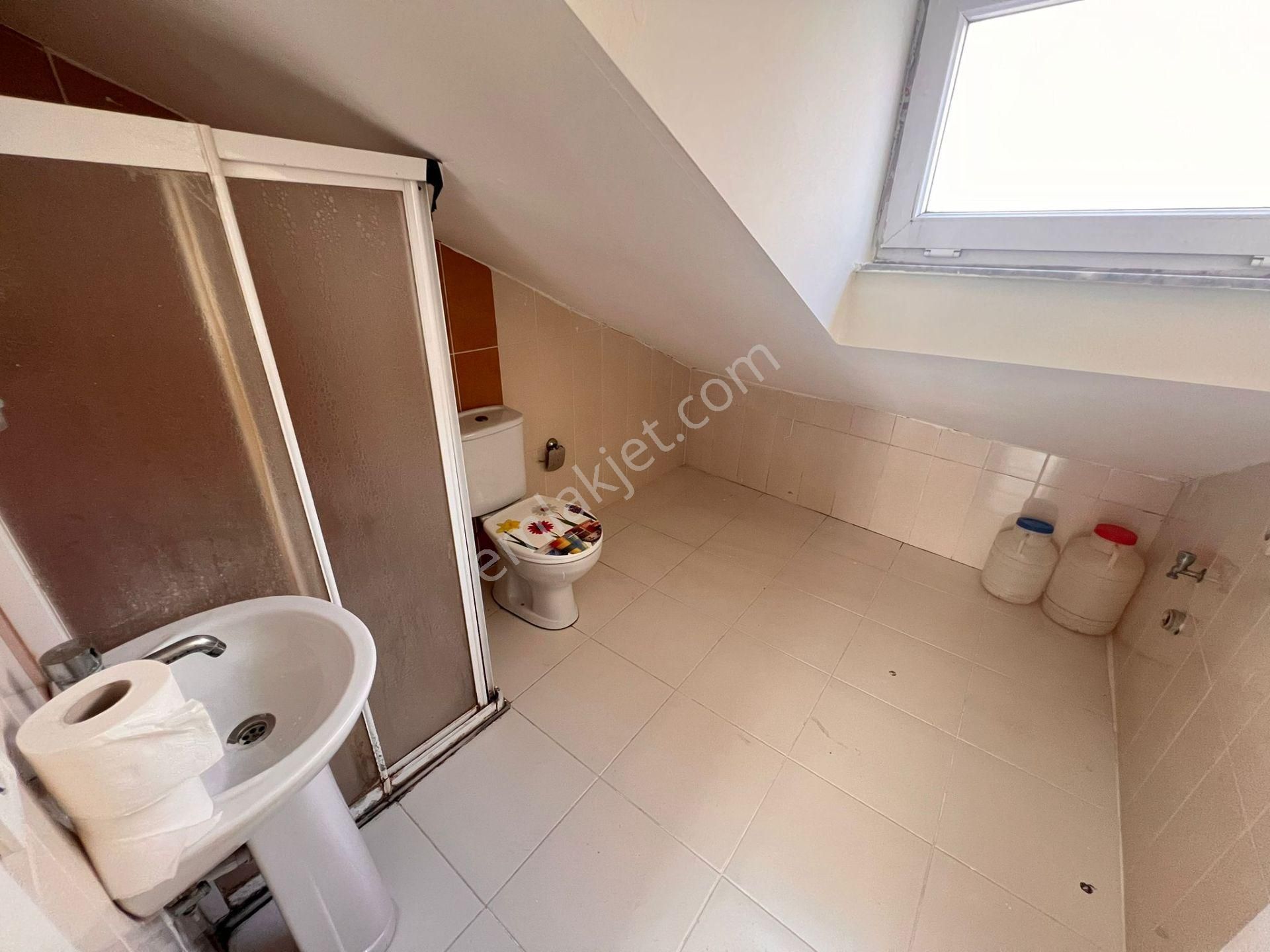 Çeliktepede,otobüs Durağına 2 Dk. 2+1 Kiralık Daire,artum'dan - Görsel 12