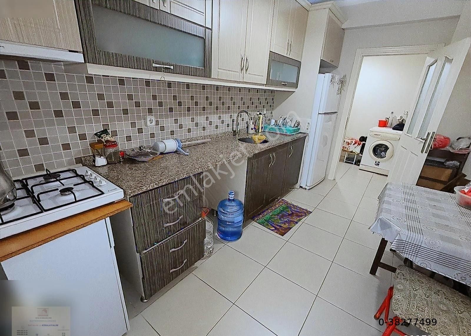 Cihangirde Okyanus Kolleji Yanında Çift Girişli 175 M2 3+2 Kredi