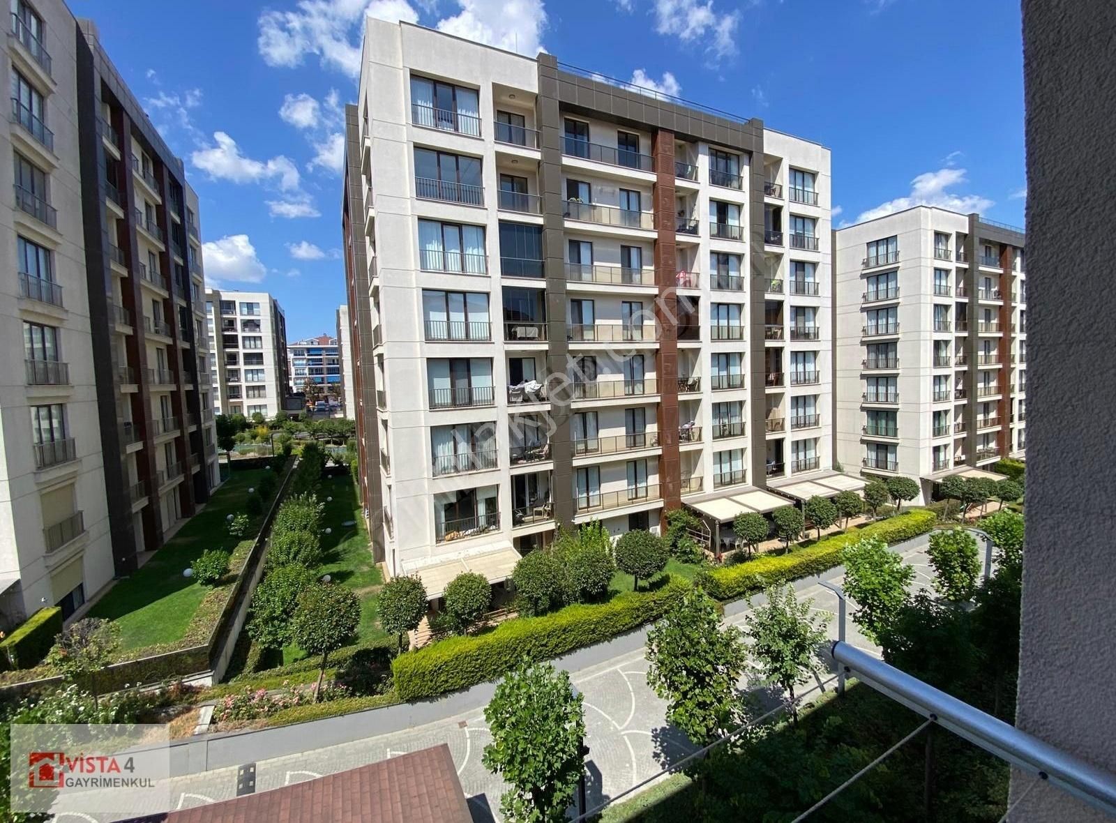 Beylikdüzü Vista Konakları Havuz Manzaralı 3+1 Satılık Daire Eşyalı Satılık - Görsel 3