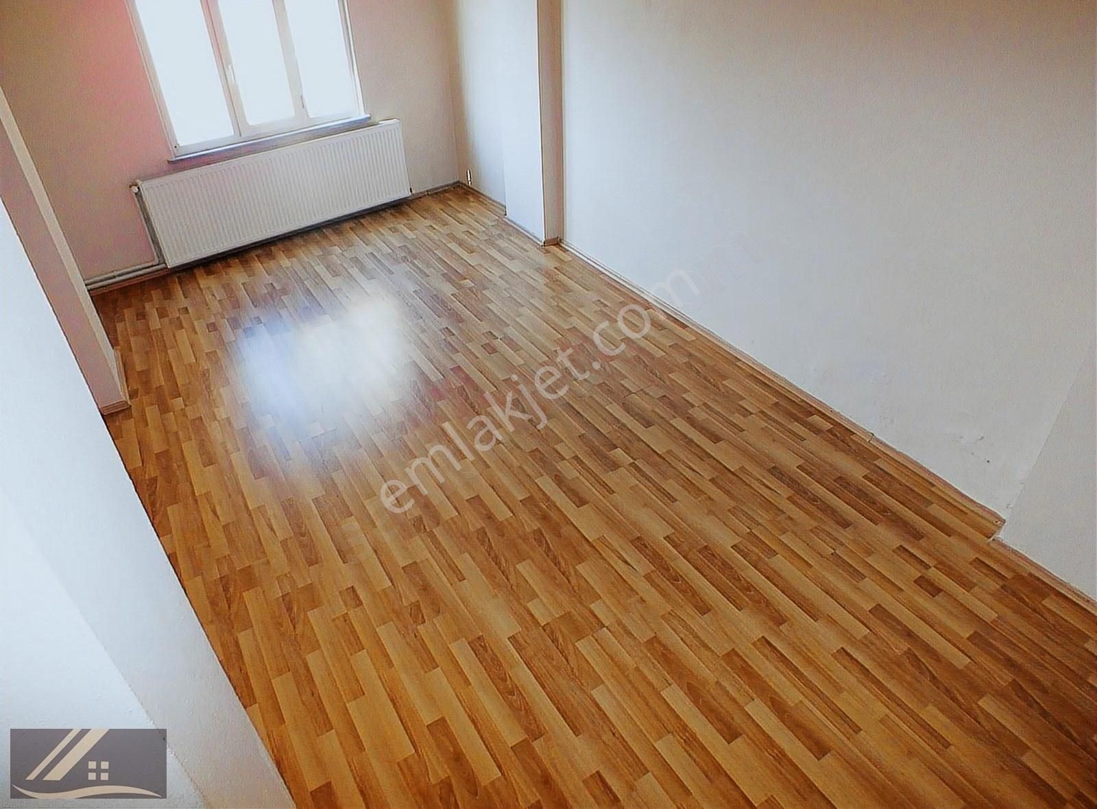 Mislife'tan Kazımkarabekir Mahallesinde 3. Kat 90 M2 2+1