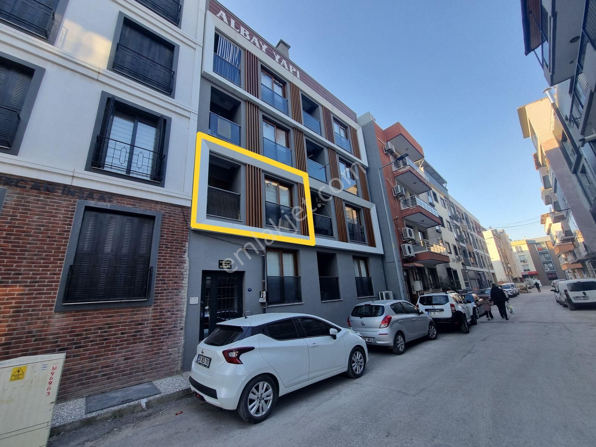 Buca Kozağaç Mah. Temiz Eşyalı Yeni Bina Kiralık 1+1 Daire