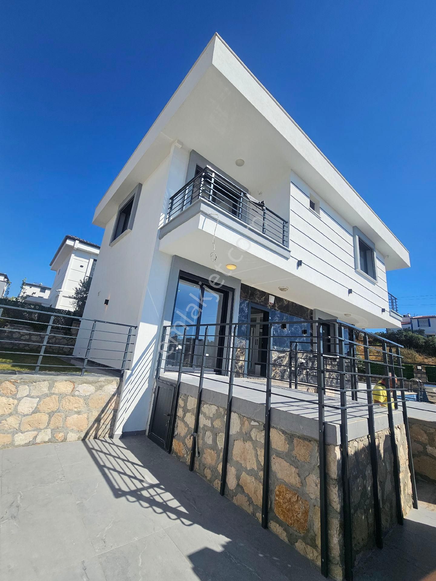 Didim'de Satılık Tam Müstakil Sıfır Havuzlu 3+1 Villa - Görsel 10