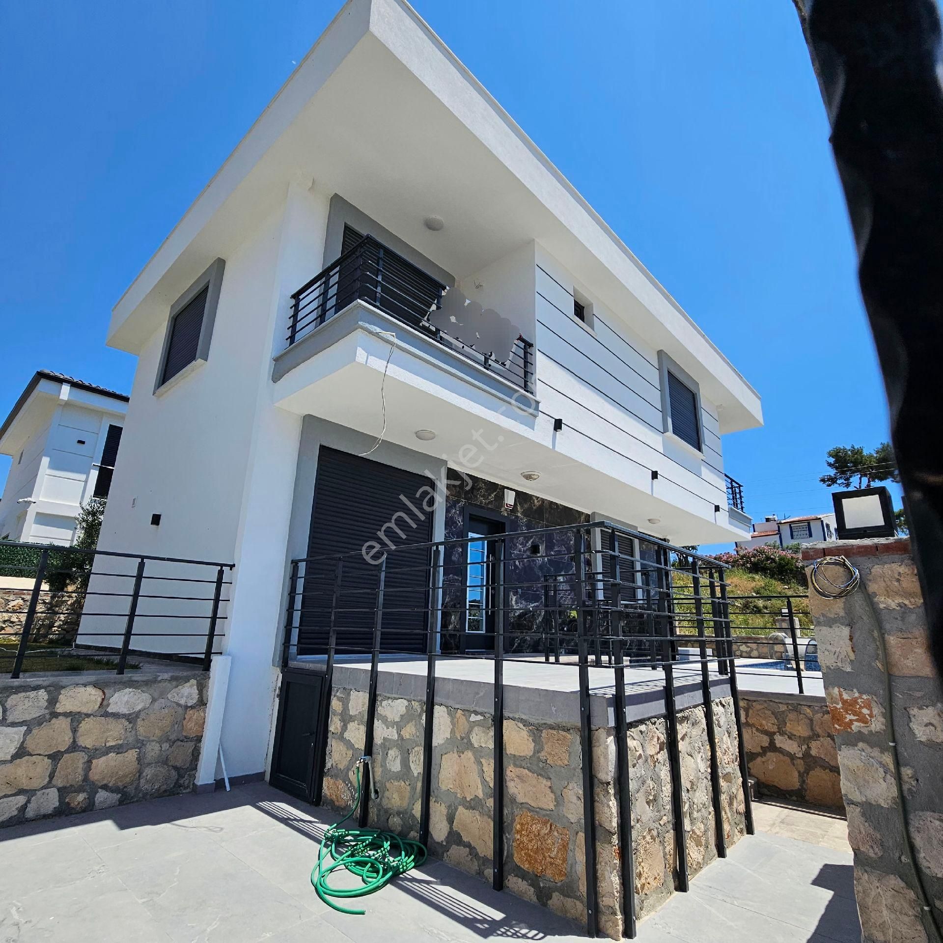 Didim'de Satılık Tam Müstakil Sıfır Havuzlu 3+1 Villa - Görsel 12