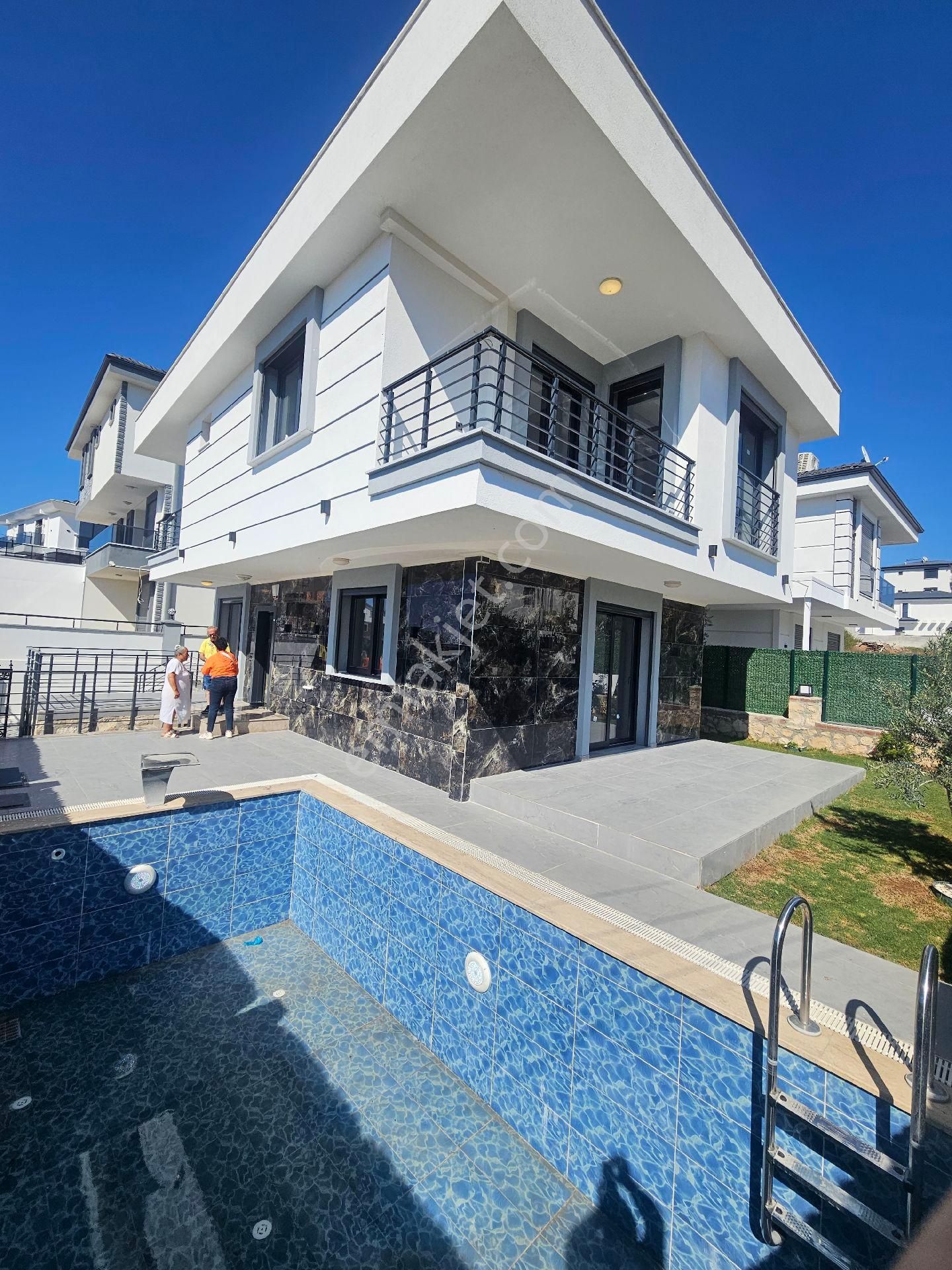 Didim'de Satılık Tam Müstakil Sıfır Havuzlu 3+1 Villa