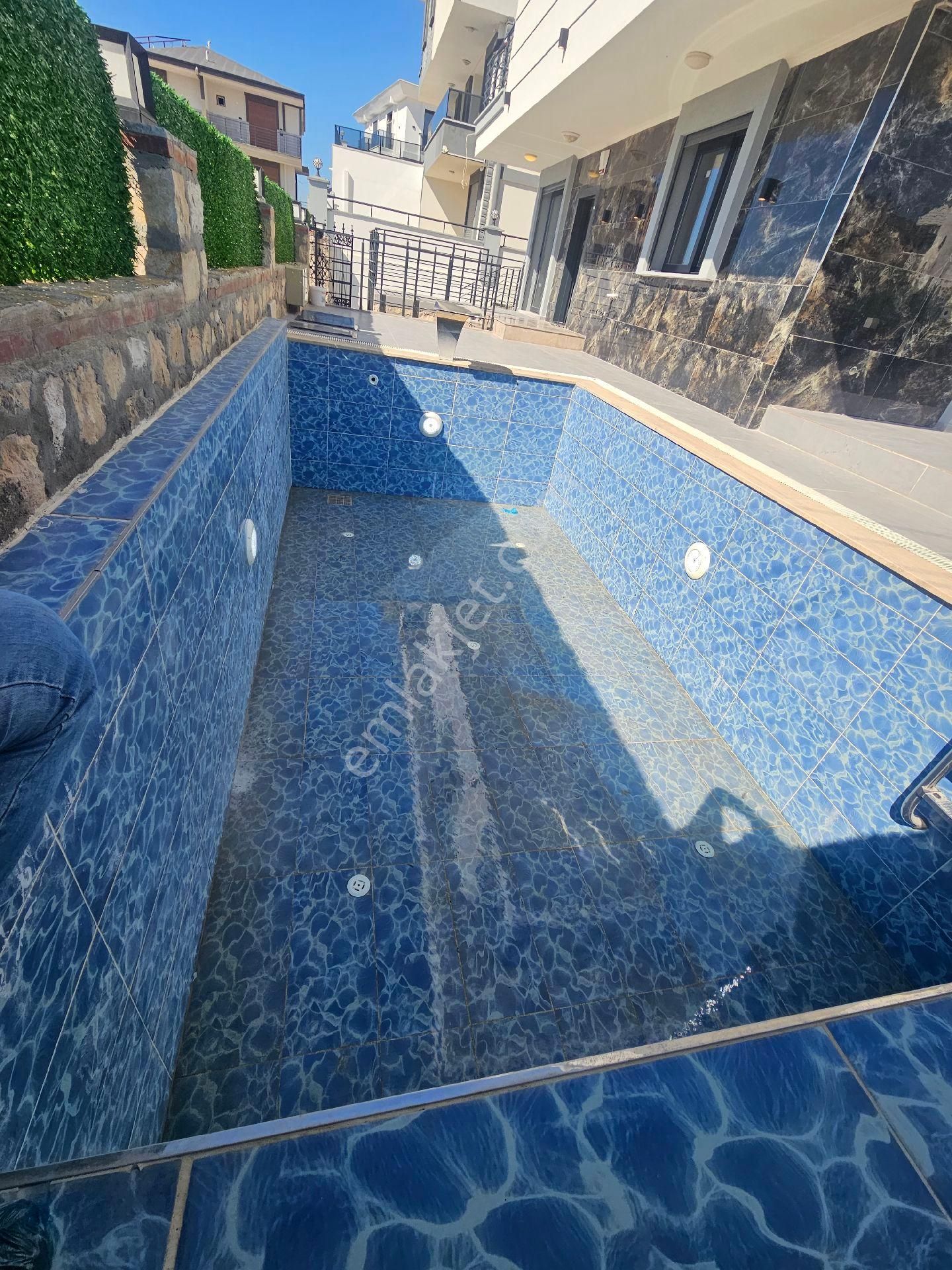 Didim'de Satılık Tam Müstakil Sıfır Havuzlu 3+1 Villa - Görsel 2