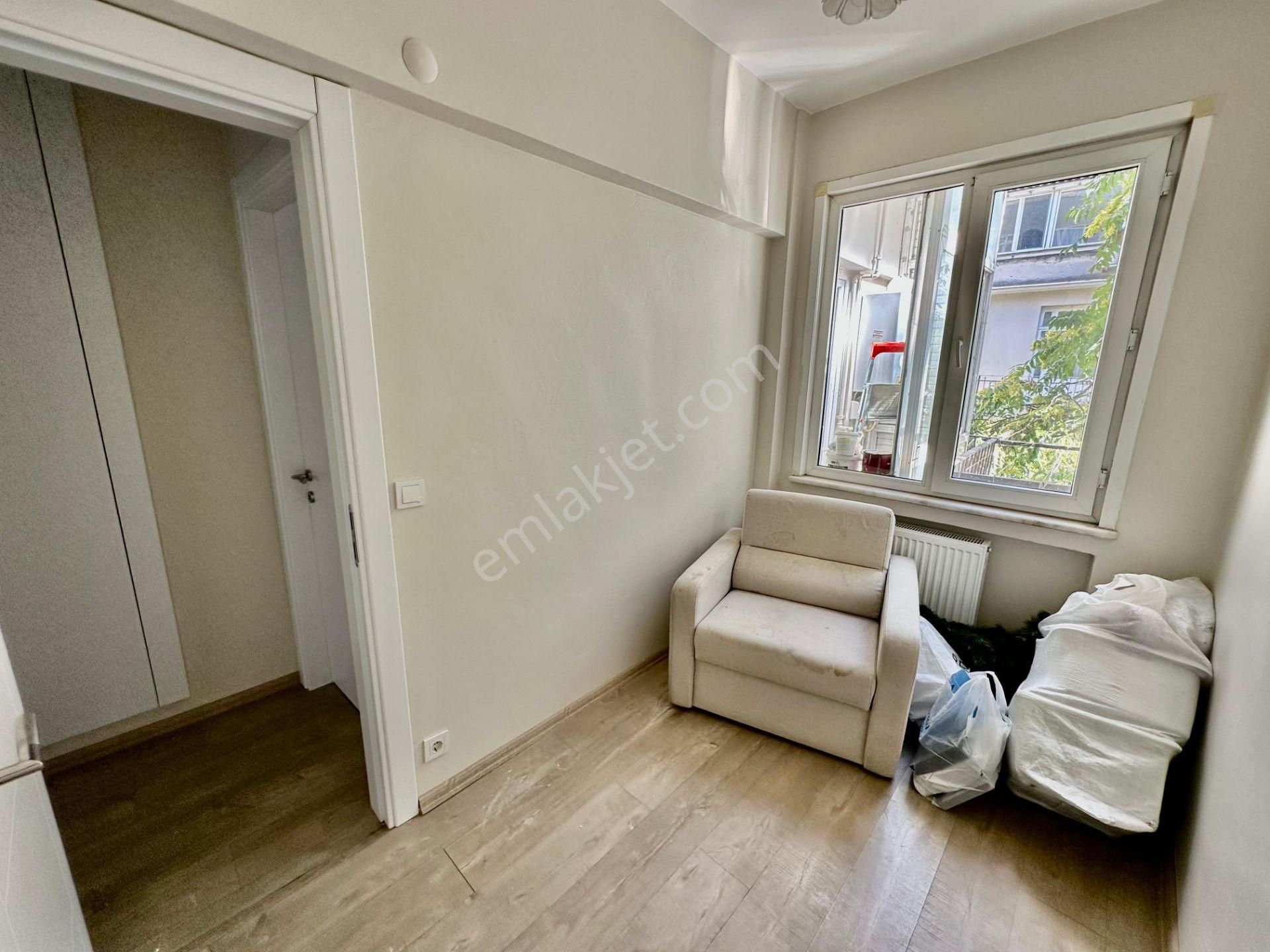 Pegaas'tan Valikonağı'nda 2+1 Satılık Ara Kat Tadilatlı Daire - Görsel 20