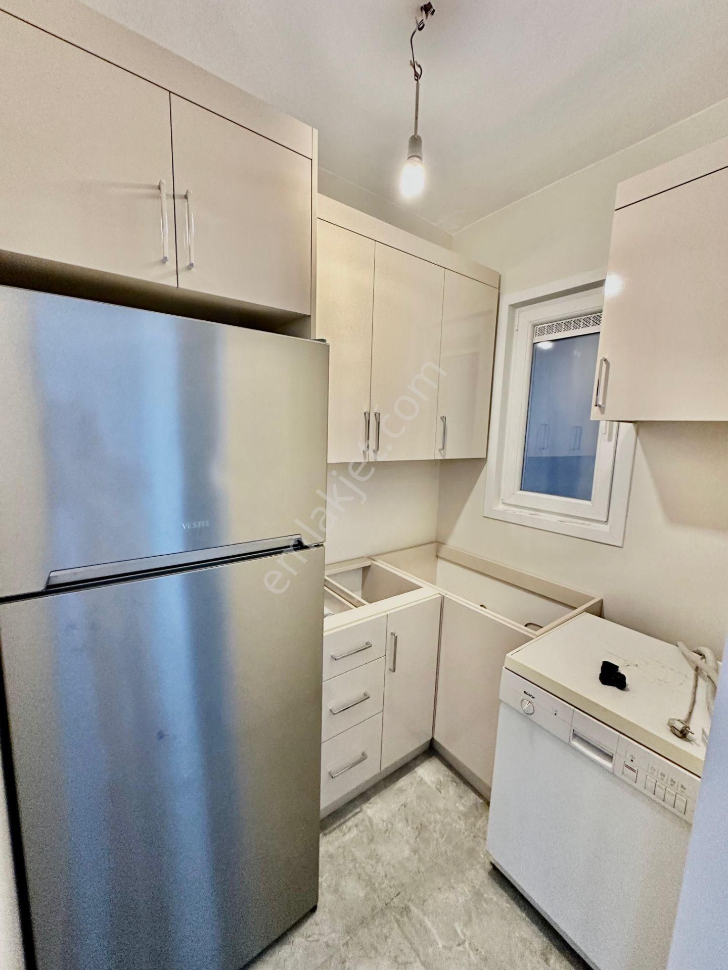 Pegaas'tan Valikonağı'nda 2+1 Satılık Ara Kat Tadilatlı Daire - Görsel 8