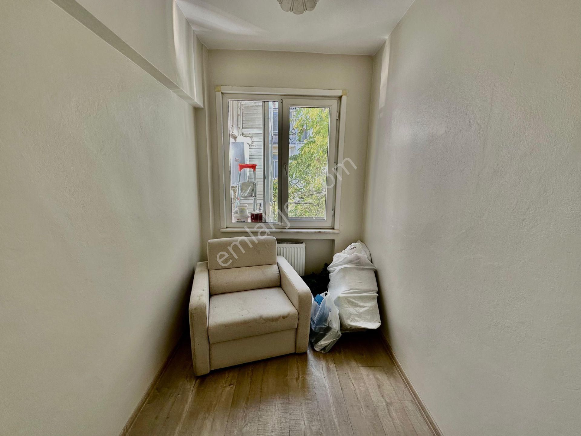 Pegaas'tan Valikonağı'nda 2+1 Satılık Ara Kat Tadilatlı Daire - Görsel 19