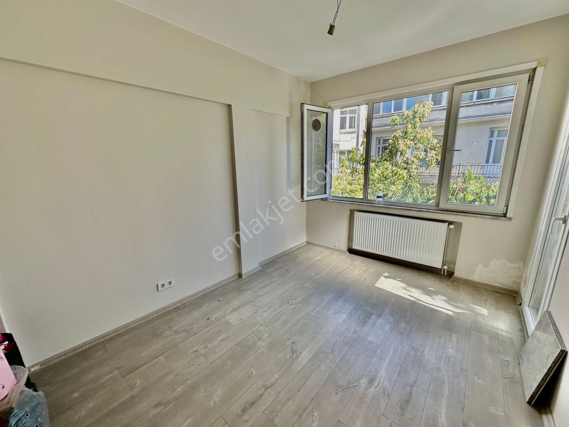 Pegaas'tan Valikonağı'nda 2+1 Satılık Ara Kat Tadilatlı Daire - Görsel 26