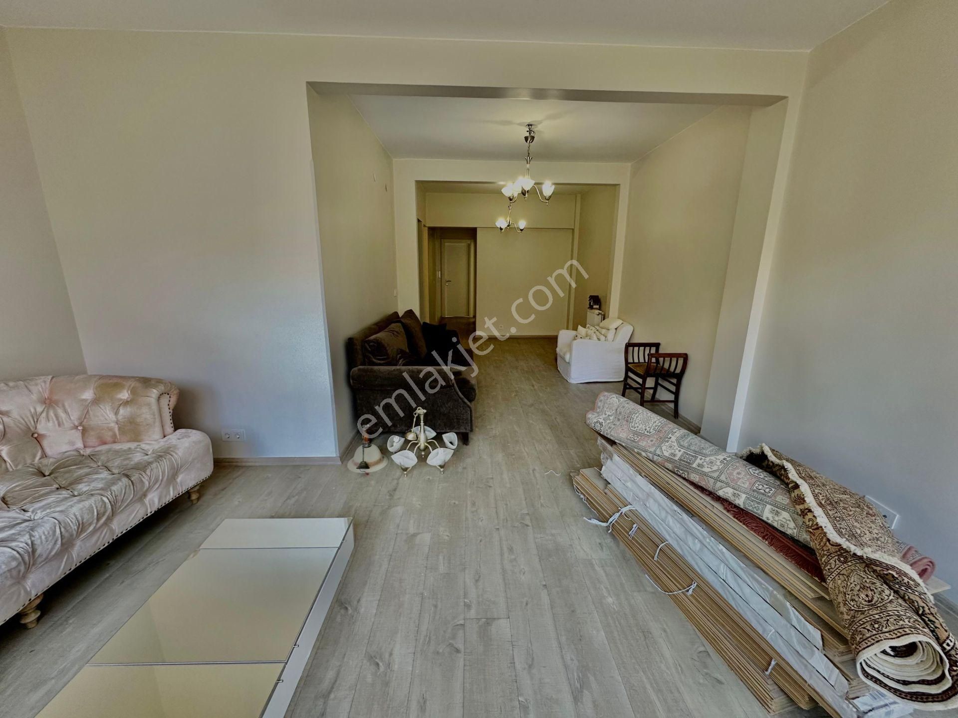 Pegaas'tan Valikonağı'nda 2+1 Satılık Ara Kat Tadilatlı Daire - Görsel 2