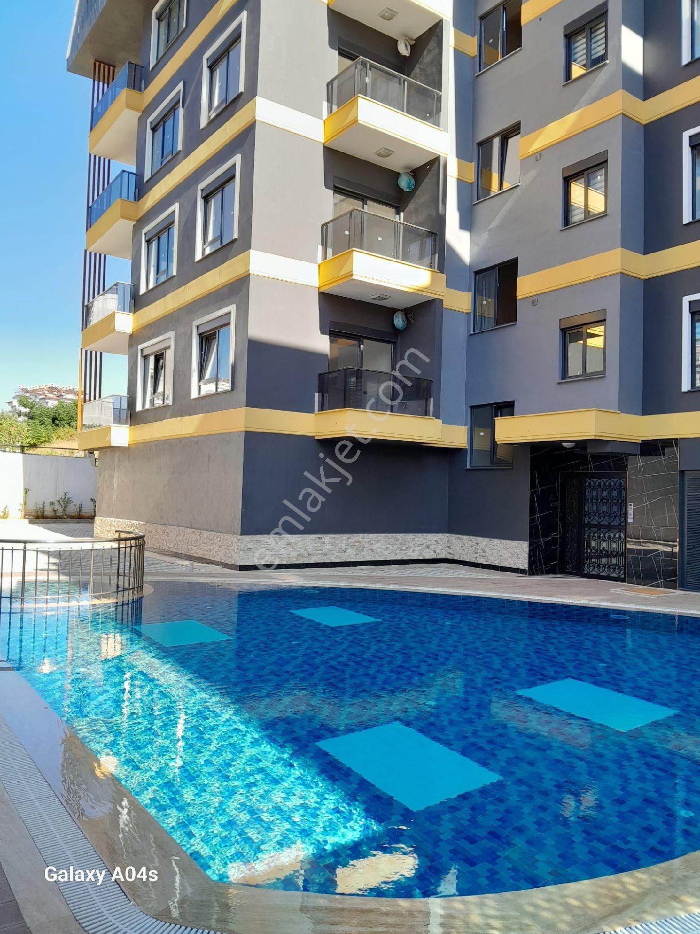 Alanya Lüks Sitede Satılık 2+1 Daire