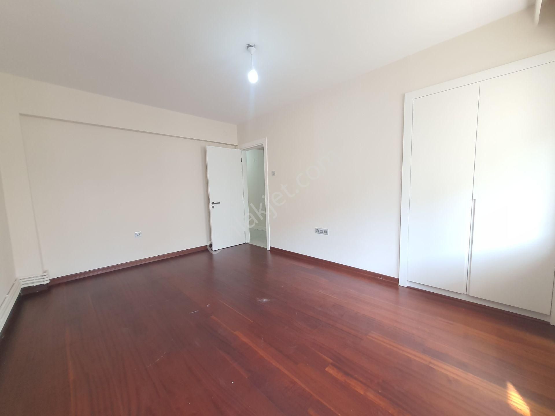 İzmir Karataş'ta Deniz Manzaralı 3+1 Satılık Lüks Yalı Dairesi - Görsel 29