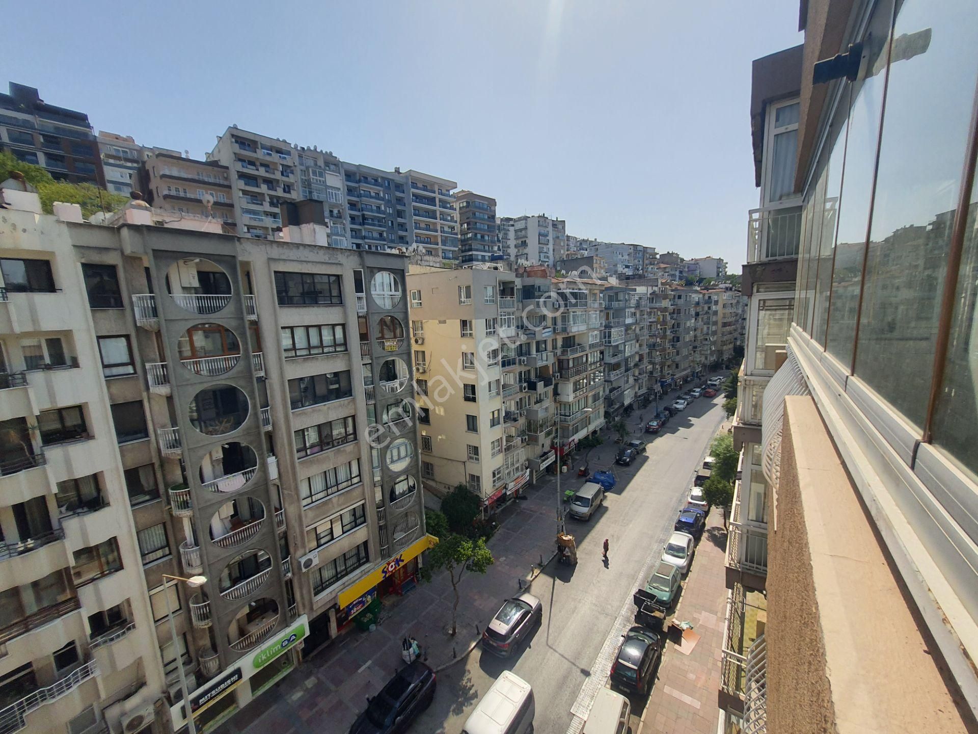 İzmir Karataş'ta Deniz Manzaralı 3+1 Satılık Lüks Yalı Dairesi - Görsel 34