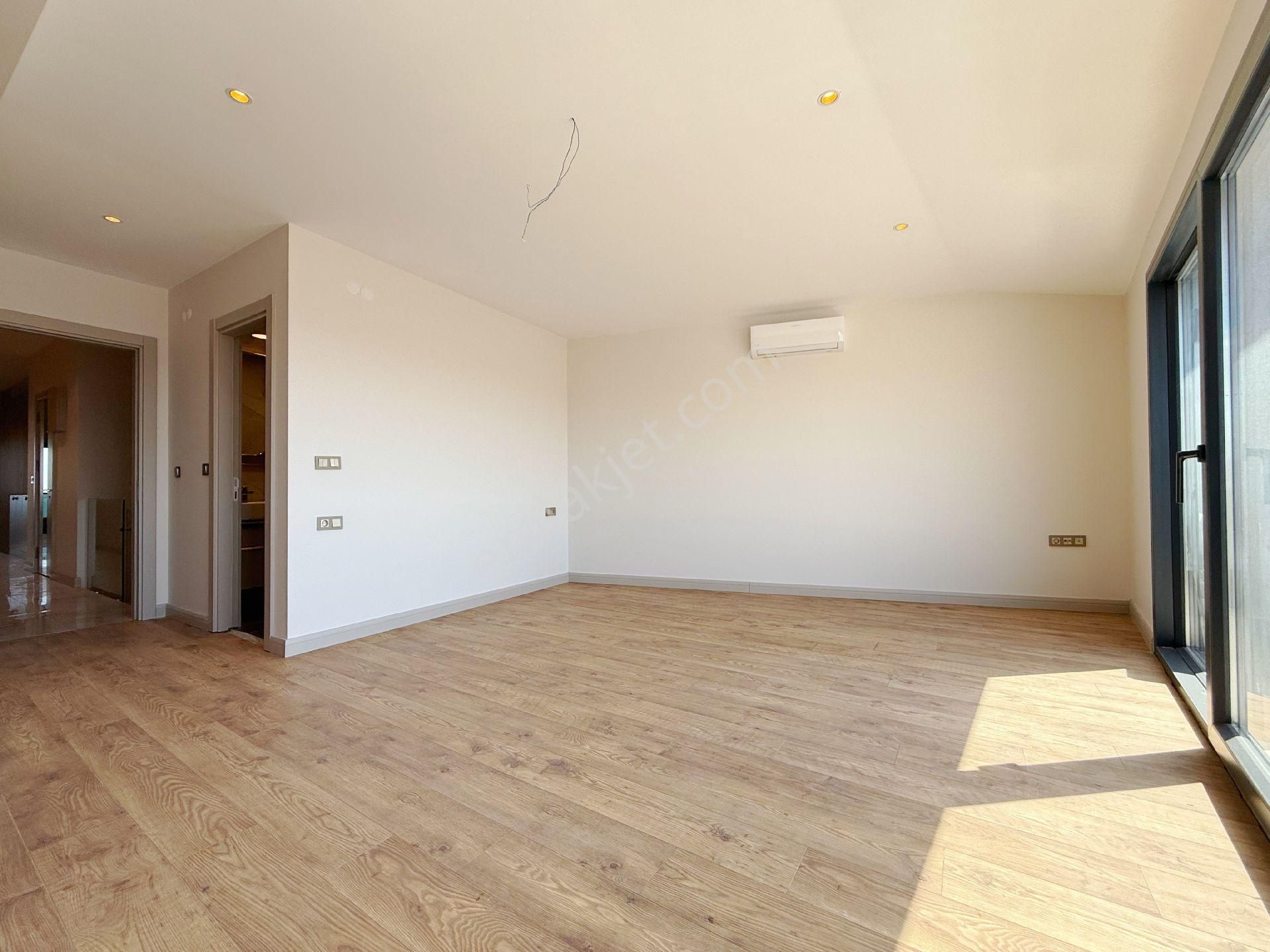 Karşıyaka Yalı Tuna Mah.deniz Manzaralı Satılık Dubleks Daire - Görsel 11