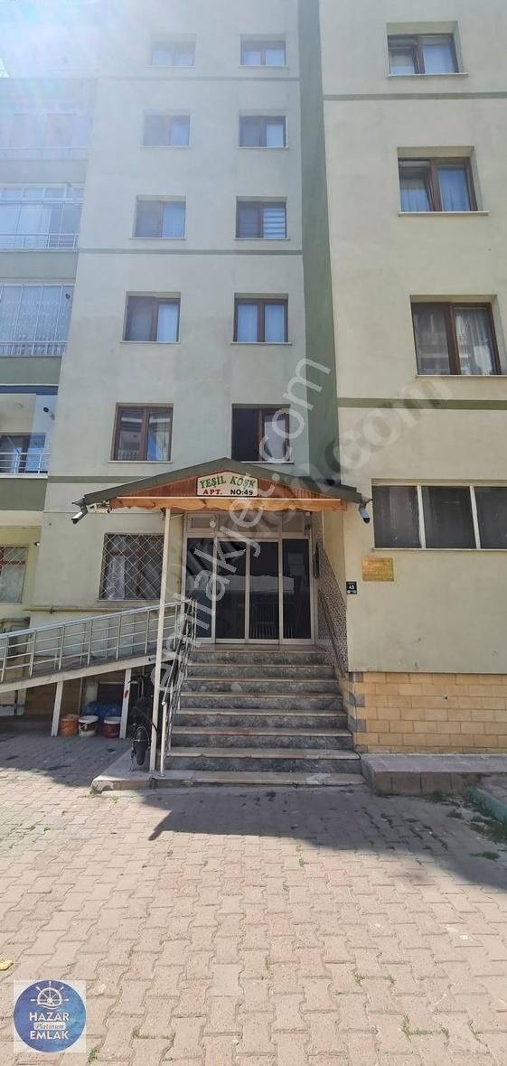 Hürriyet Beşyolda Geniş Bakımlı Satılık Daire !!!