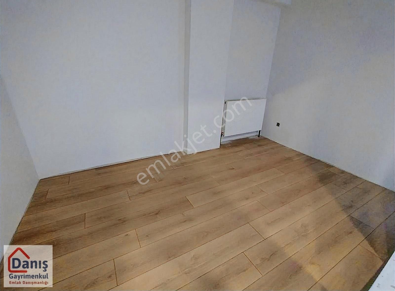 Bağlarbaşında Metroya 8-10 Dakika Otoparklı 3.kat Sıfır 95m2 3+1 - Görsel 22