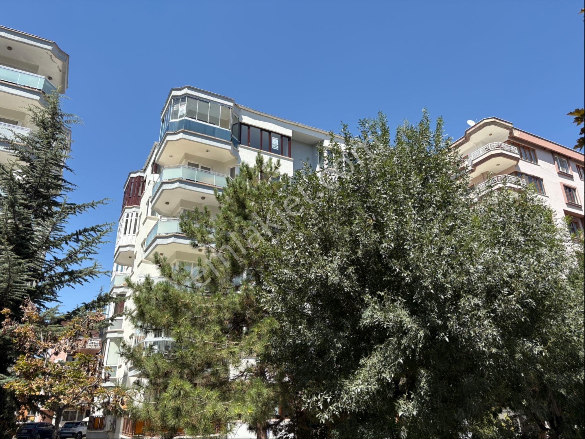 Ordu Bulvarı Satılık 185 M2 4+1 Daire