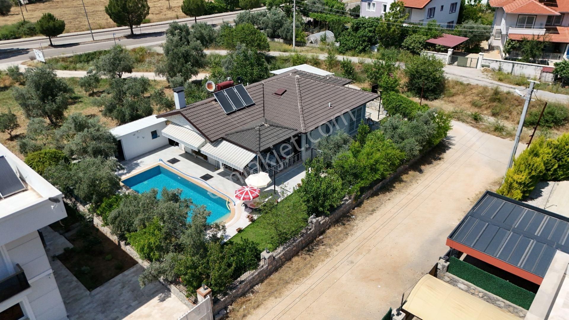 Fethiye Yeşilüzümlü’de 600 M² Arsada 3+1 Müstakil Villa