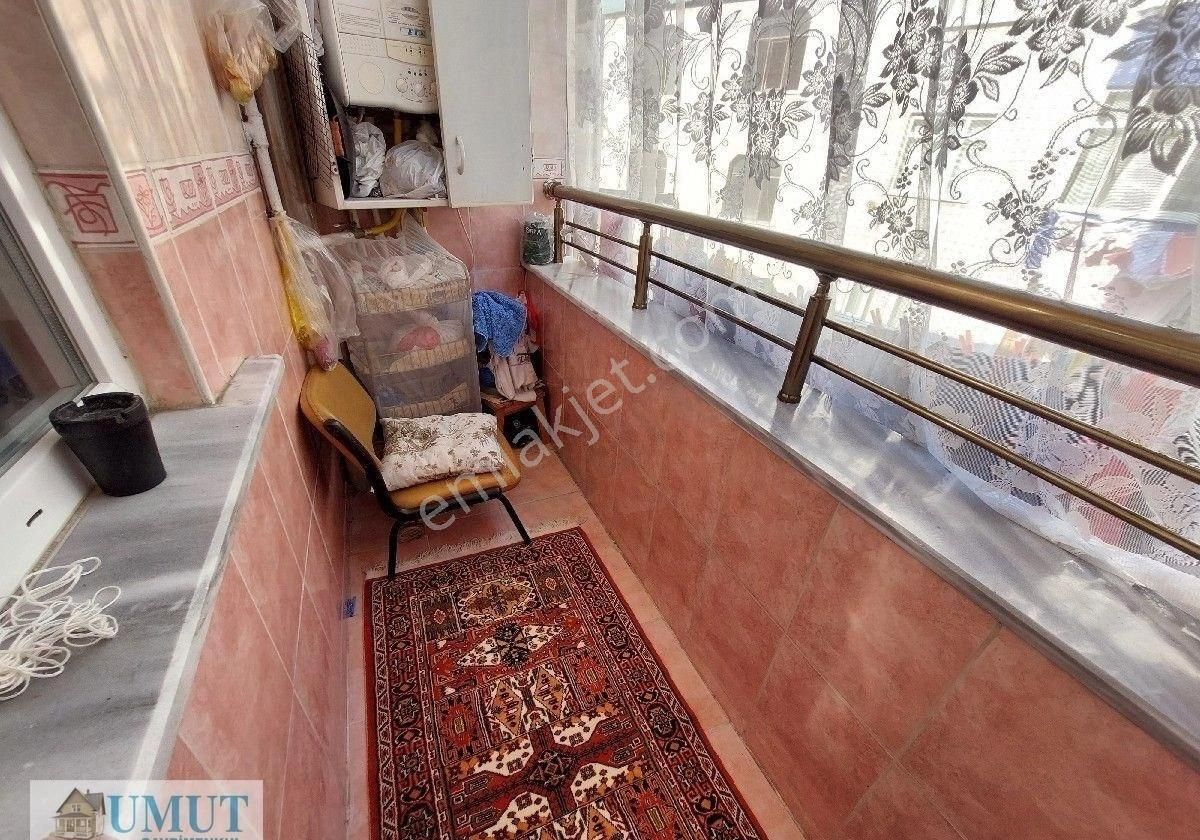 G.o .paşa Küçükköy De Satılık Daire Üçüncü Kat 2+1 90 M2 13 Yılık - Görsel 14