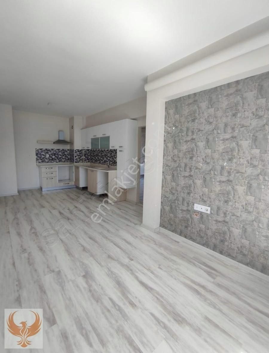 Anka'dan Tarmway Son Durağı Önünde Satılık 2+1 Daire