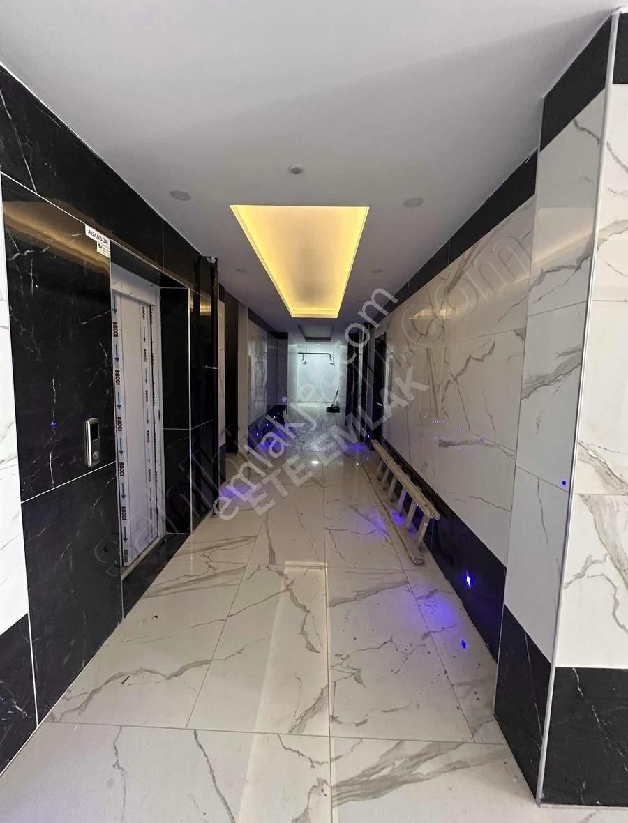 Ete Emlaktan Ana Caddede 2+1 Sıfır Dairemiz Kiralıktır