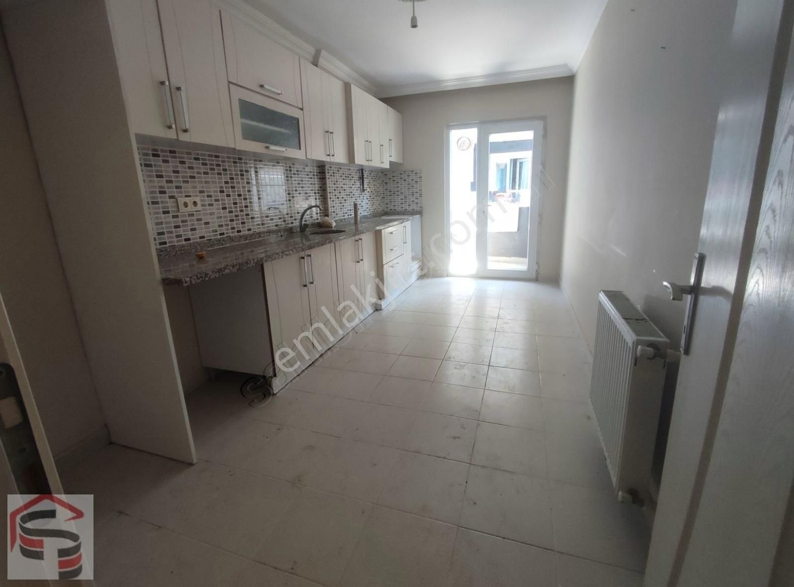 Darıca Nenehatunda Kiralık 4+1 Dubleks Daire 220mtr