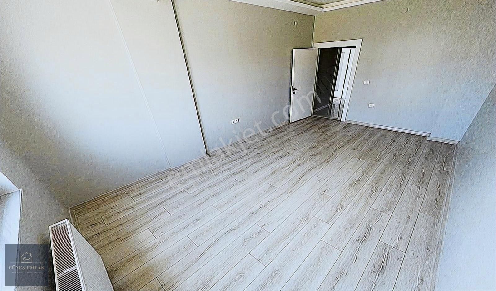 Yenikent Mustafa Kemalde Geniş-kira Getirisi Yüksek 3+1 Daire - Görsel 3