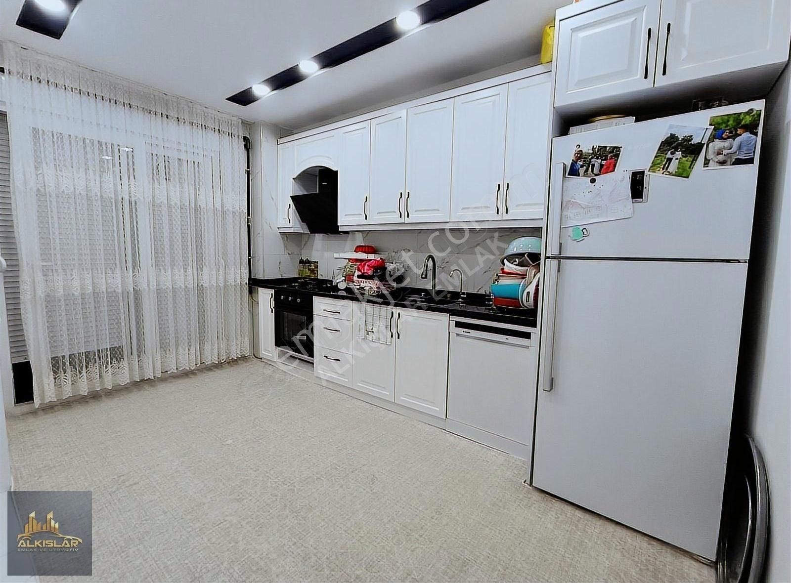 Kütükçü Mh Satılık 2+1 Yerden Isıtmalı Özel Yapım Daire