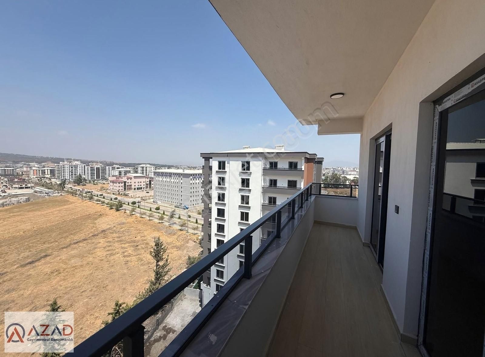 Azad-fakıuşagı Vali Konagı Civarı Kiralık Lüks Daire 4+1 (210m2)