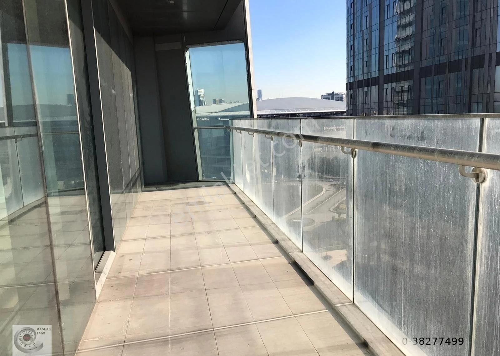Skyland İstanbul’da Eşsiz Manzaralı 2+1 Lüks Daire – Yatırımlık Ve Oturuma Uygun!