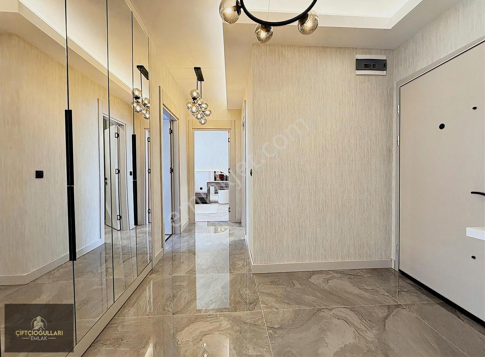 ▃çiftçioğullarından▃modern Ve Eşsiz Tasarımlı Ultra Lüks 2+1 - Görsel 6