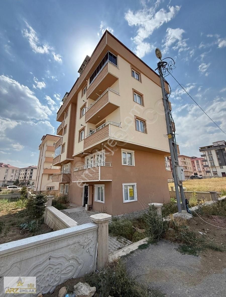 Eski Hastane Bölgesi Eşyalı 1+1 Kiralık Daire|arz Emlak|bayburt|
