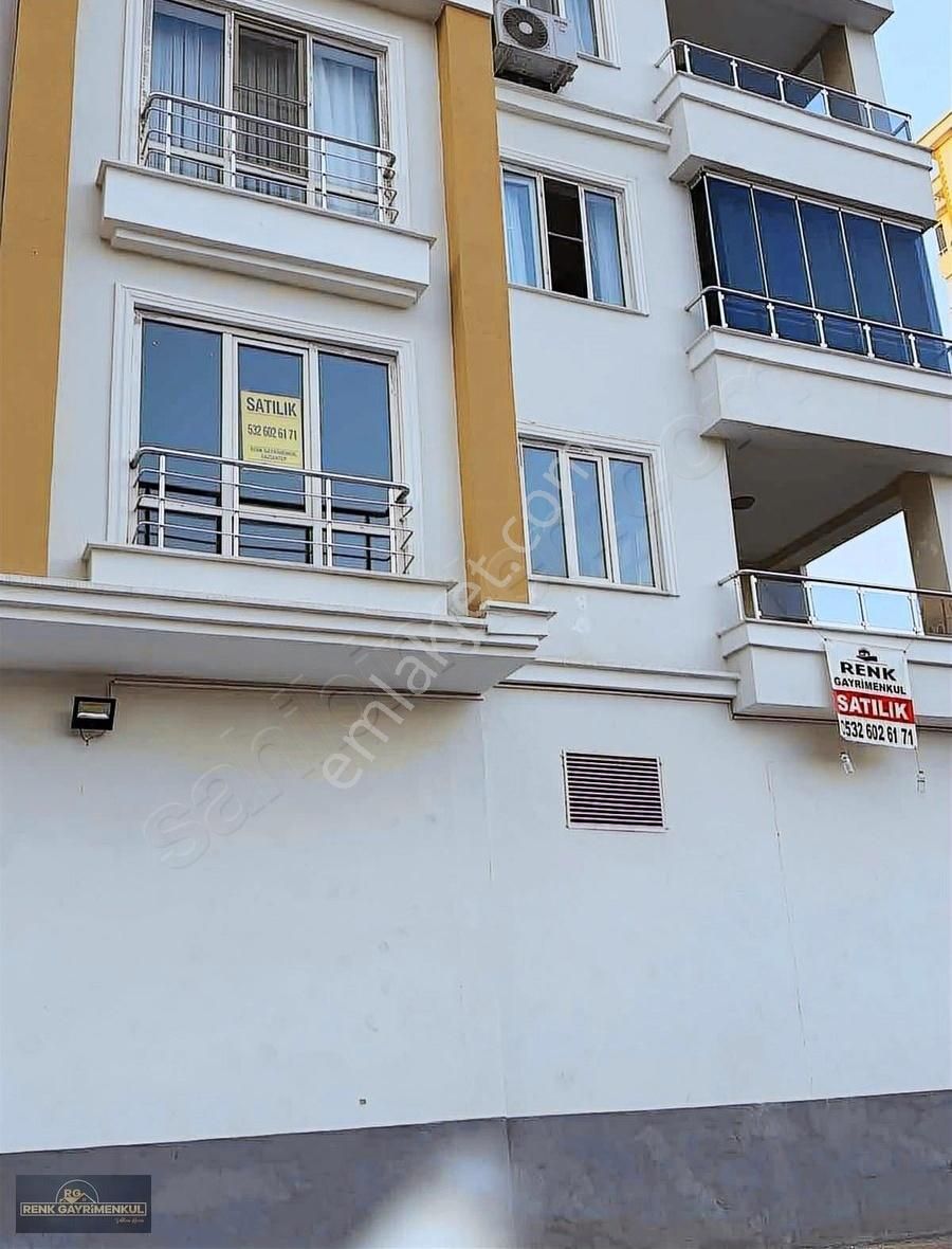 R E N K Ten Akkent Te Site İçerisinde Bakımlı 3+1 Daire