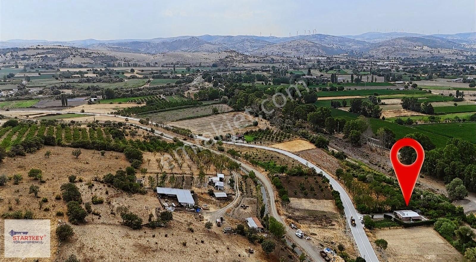 Kepsut Kasapzade Yol Ve Dere Kenarı Havuzlu 2+1 Müstakil Ev