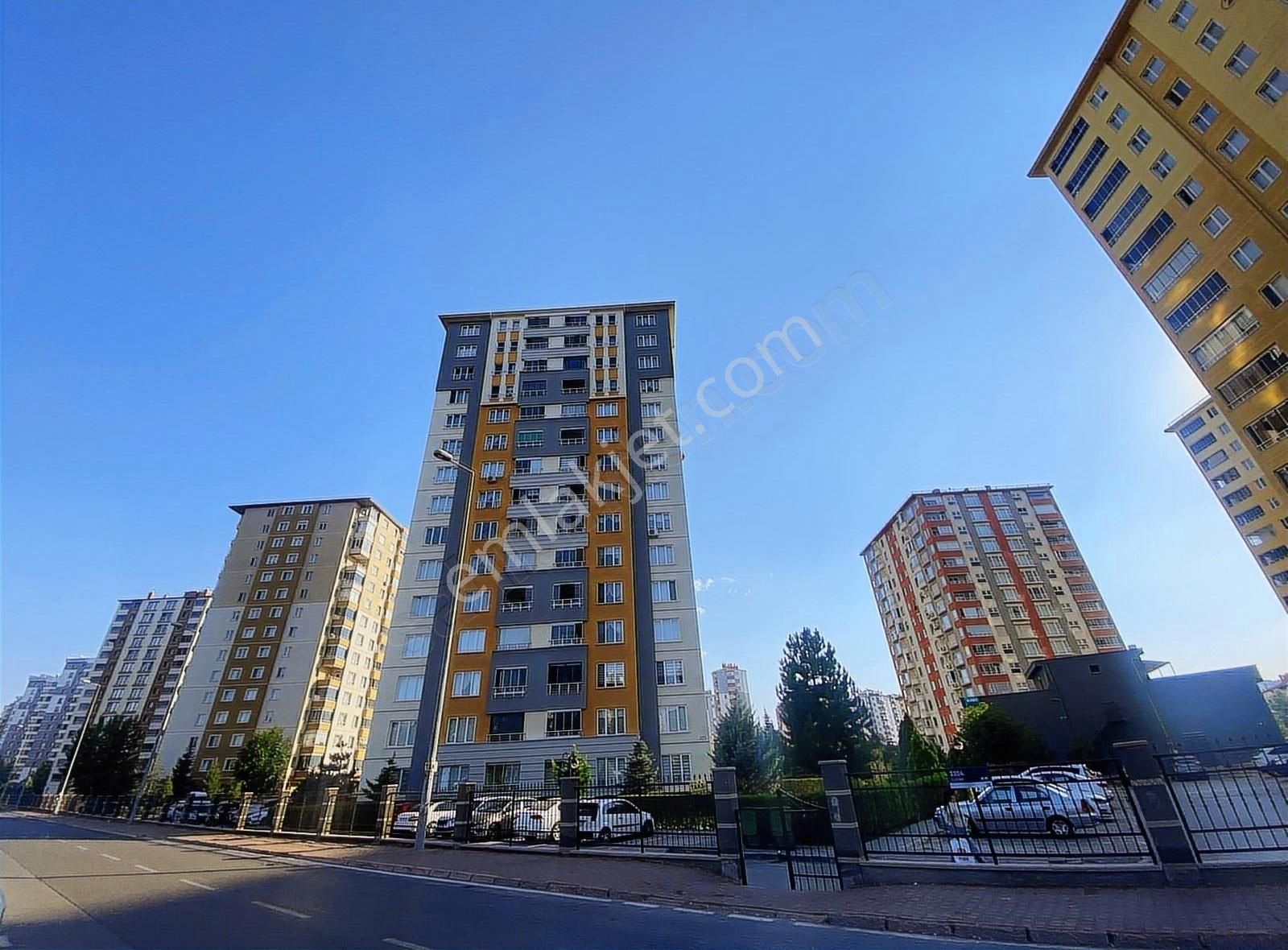 The Duru Team - Sümer Site İçerisinde Kiralık Lüks Daire